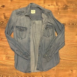 American Eagle boyfriend fit button down